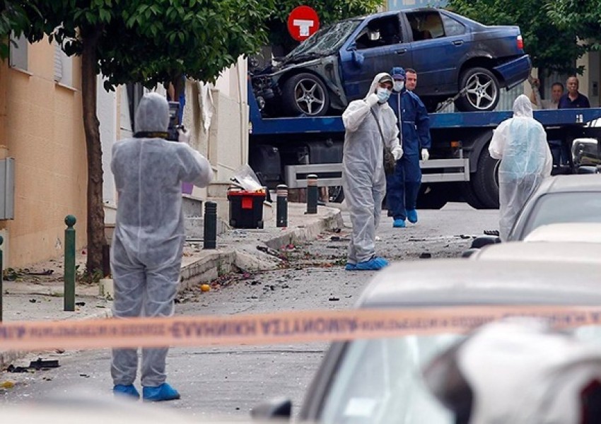 Бомба избухна в центъра на Атина