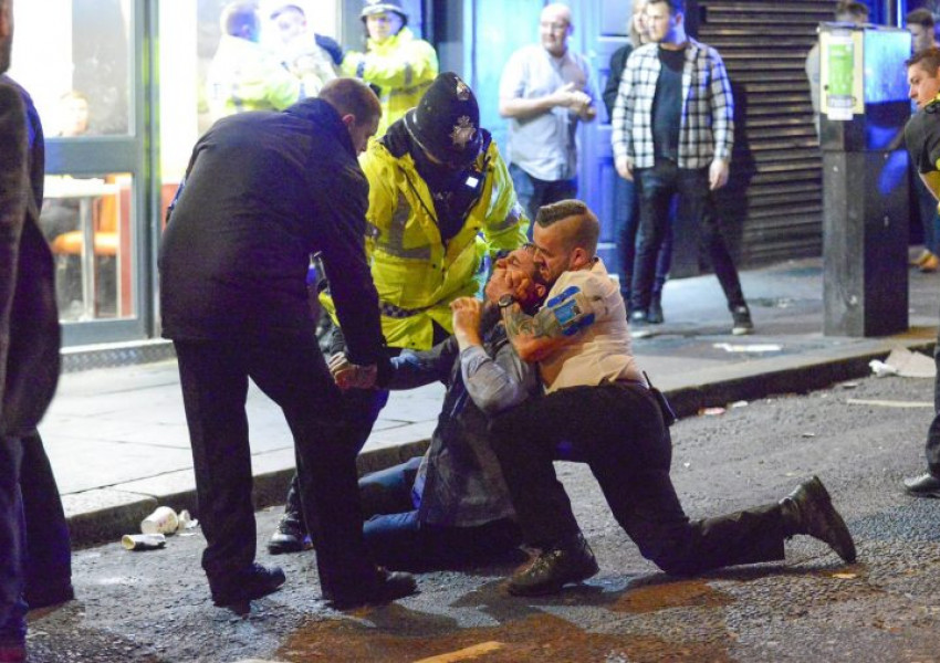 Пак пияни британци по улиците (СНИМКИ)