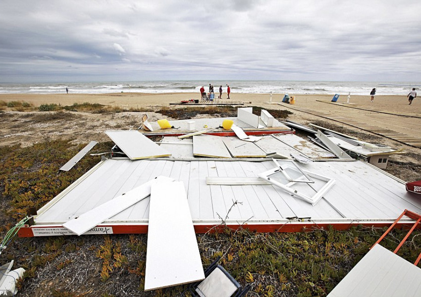 "Луцифър" и бури за половин Европа