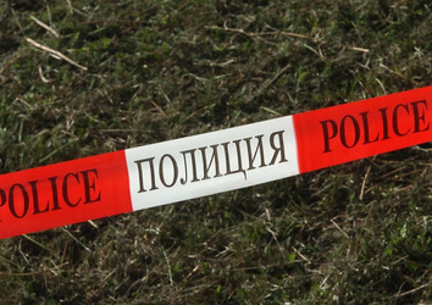 Откриха взривно устройство край община Кирково