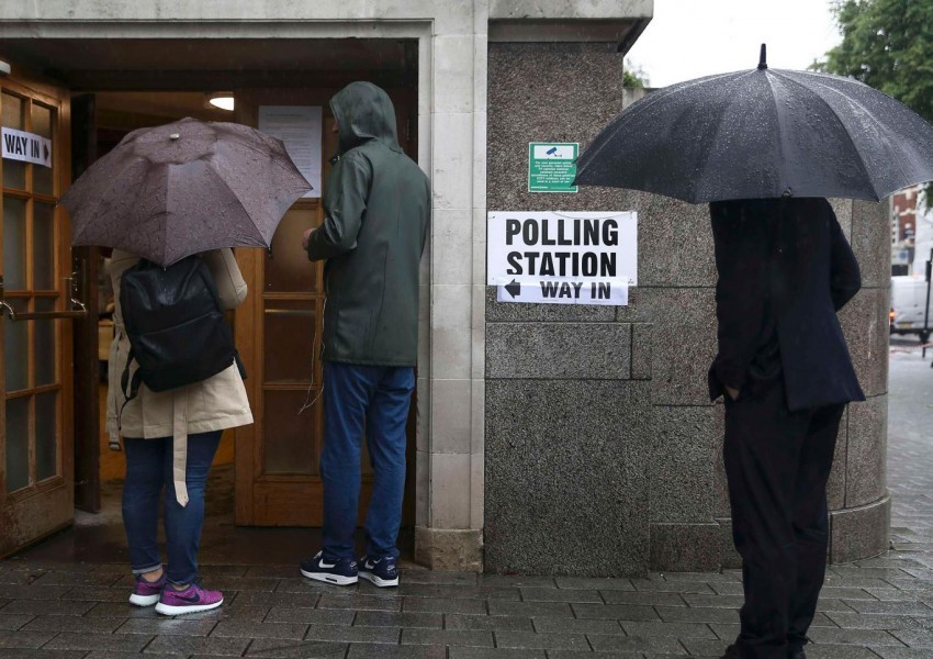 Официално! Ето как българите във Великобритания могат да гласуват на предстоящите президентски избори