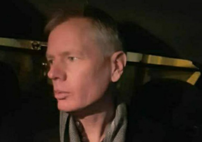 Задържаха за кратко британския посланик в Техеран 