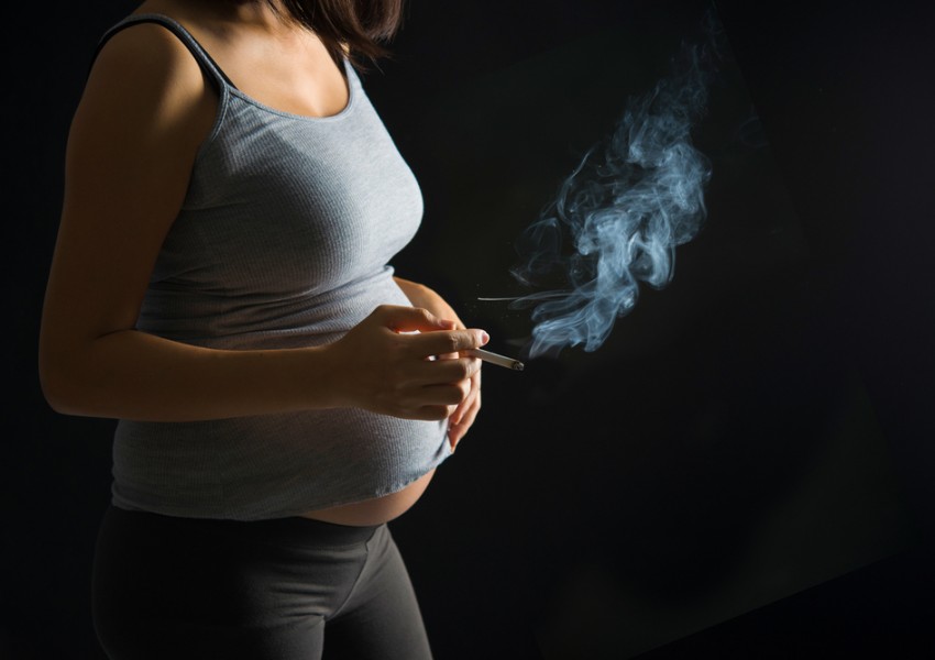 По 200 паунда ще получават бременните пушачки във Франция, за да спрат цигарите