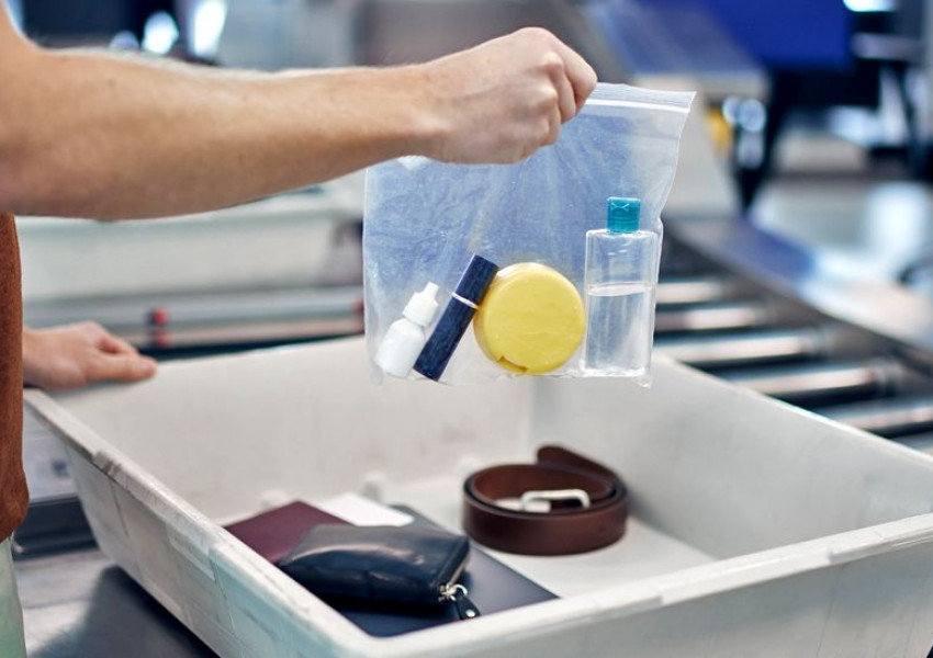 Великобритания ще премахне ограниченията на летищата за течности и лаптопи в ръчния багаж