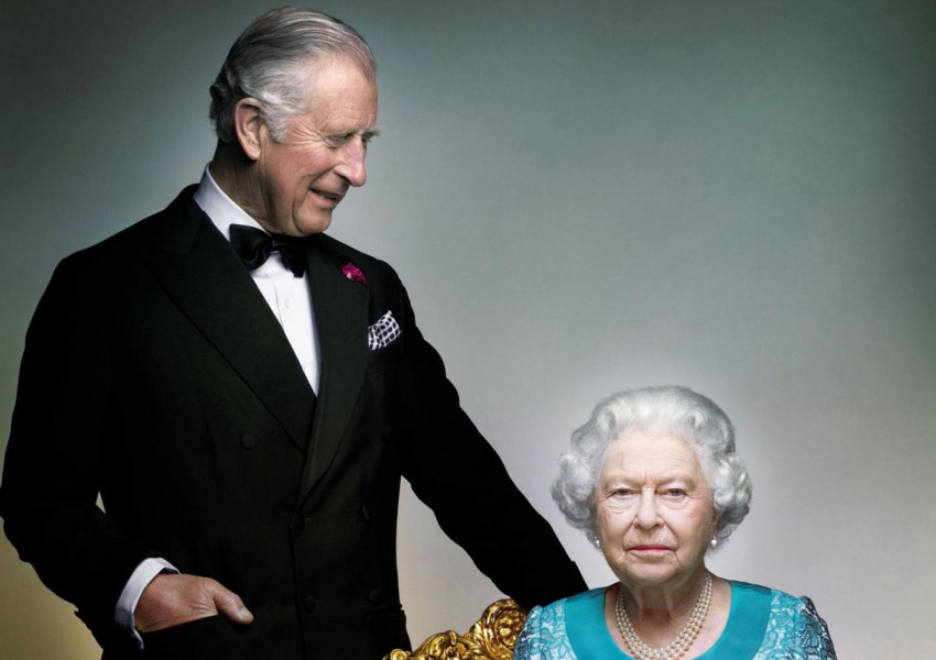 Разкриха непоказвана досега снимка на принц Чарлз  и Кралицата
