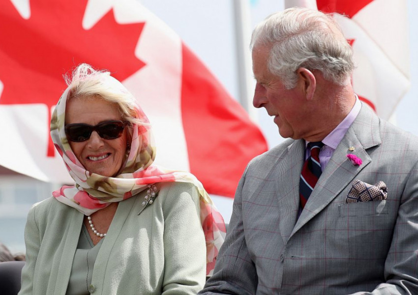 Принц Чарлз на посещение в Канада, заедно с Камила