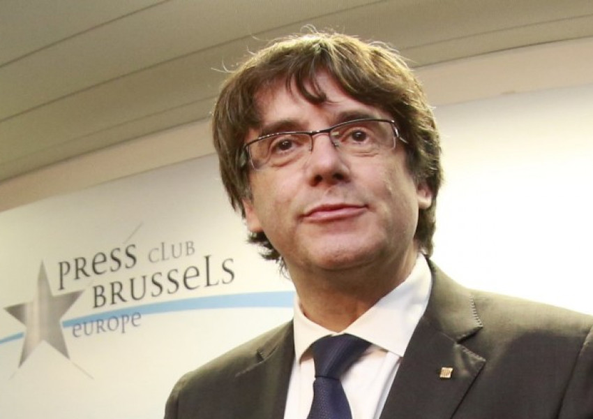 Пучдемон се предаде в полицията