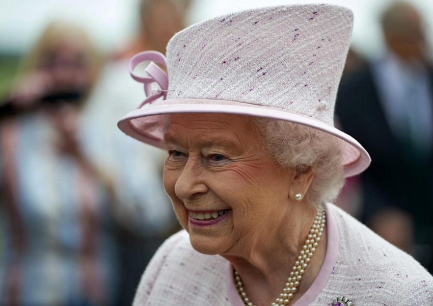 Елизабет II ще бъде първият британски монарх, празнуващ Сапфирен Юбилей от коронацията си