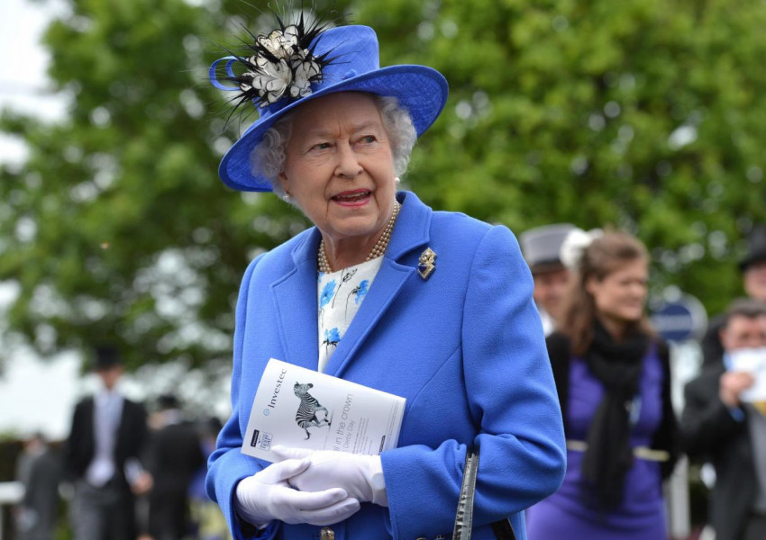 Депутатите предлагат почивни дни през юни заради Сапфирения юбилей на Кралицата