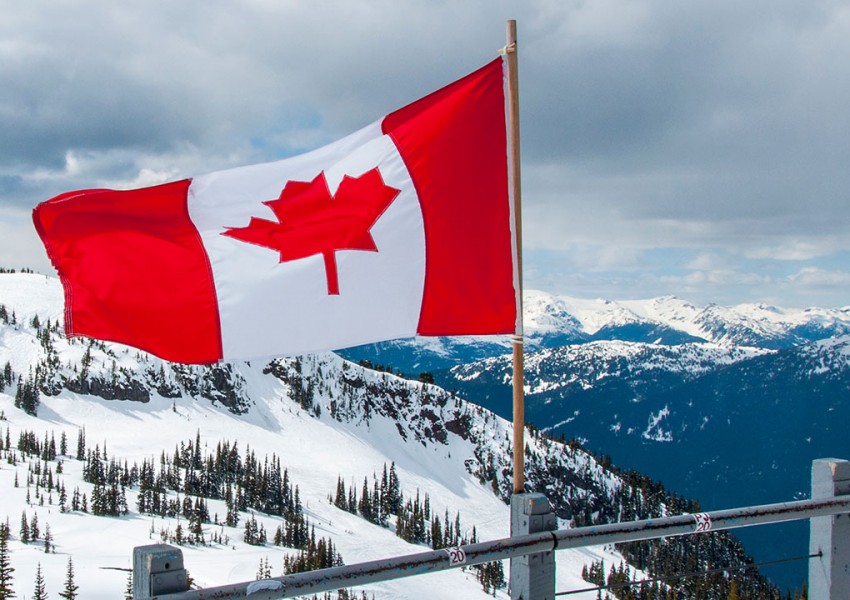 Започва поетапното отпадане на визите за българи за Канада