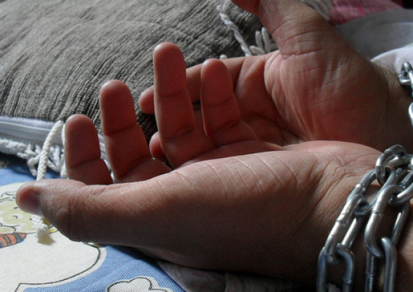 Разбиха банда за съвременно робство на Острова