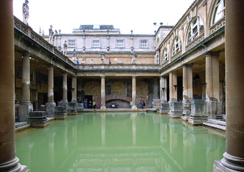 Видео: Римската баня в Лондон не е това, което очаквате