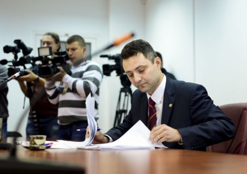 Главният прокурор на Румъния подаде оставка, ползвал неправомерно кортеж