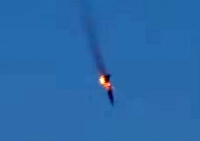 Сирийски бунтовници убили единия руски пилот (ВИДЕО 18+)