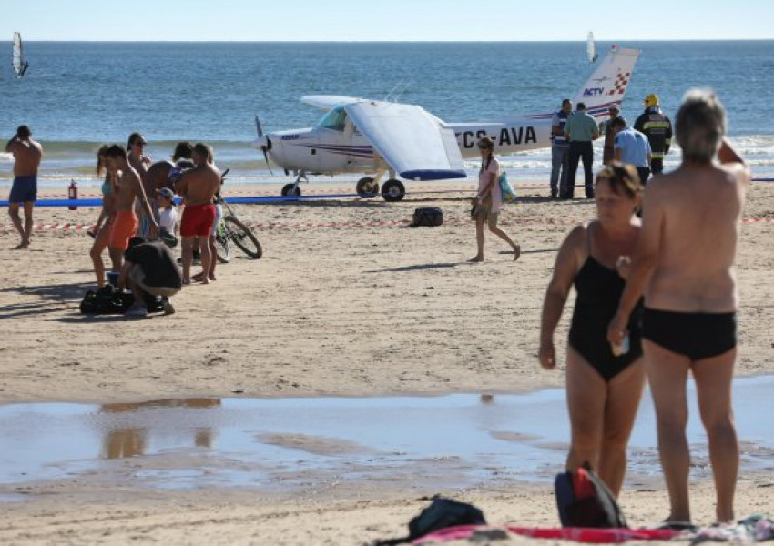 Страшна трагедия в Португалия! Самолет катастрофира на плаж