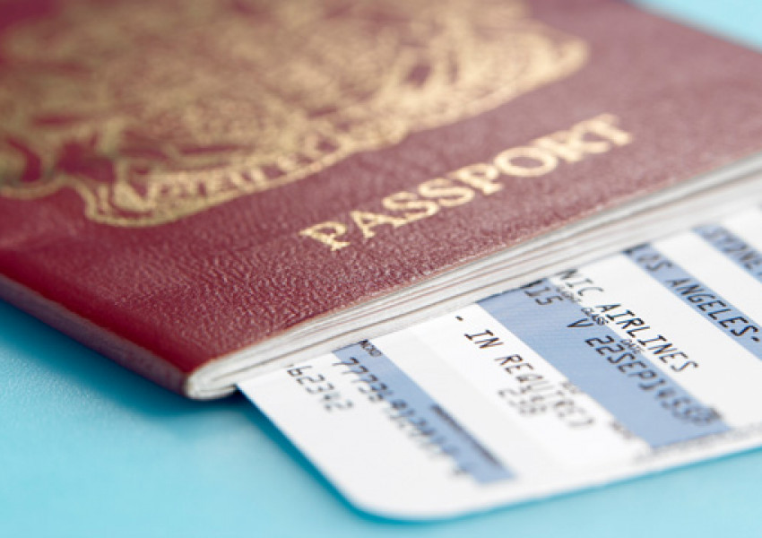 Британски работодатели плащат билет и квартира на българи