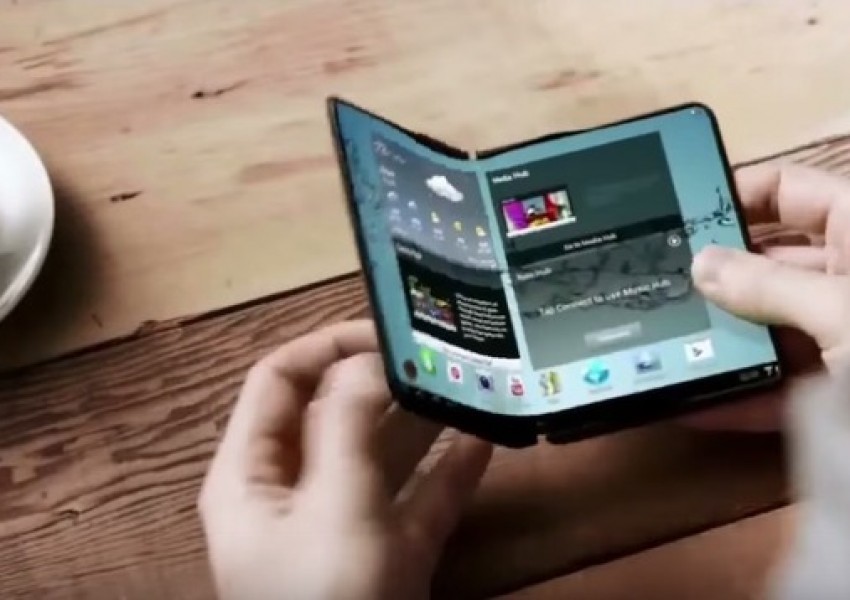 Samsung с идея за "смартлет" - смартфон, който се разтяга и превръща в таблет