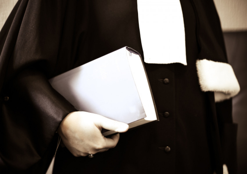 Америка иска екстрадиране на още четирима българи