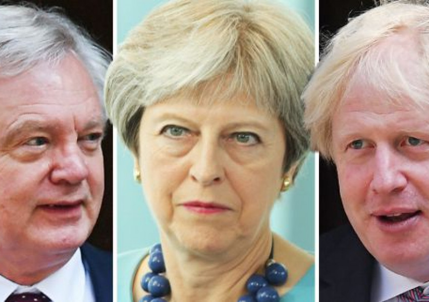 Мей събира правителството си за тежко заседание за „Брекзит“