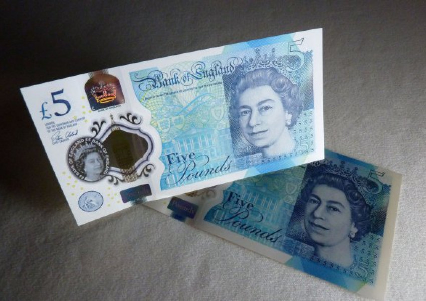 Кои банкомати на Острова пускат 5-чки?