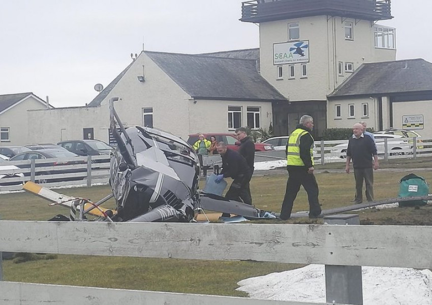 Хеликоптерът катастрофира в базата на Air Ambulance на летище Пърт