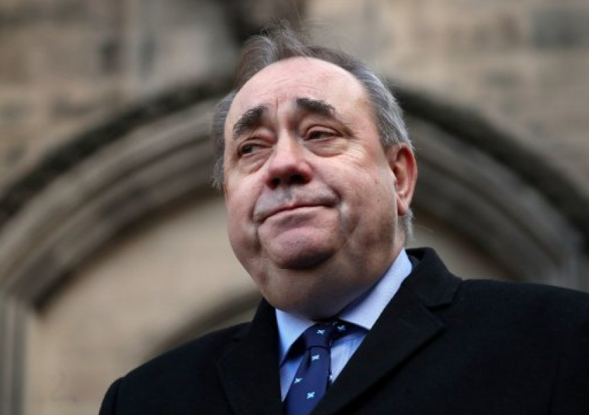 Арестуваха бившия шотландски премиер за секстормоз