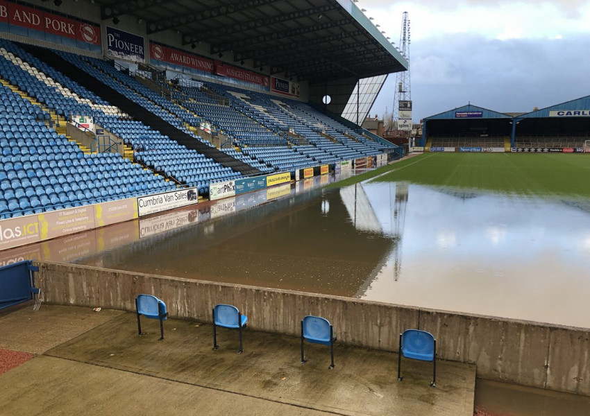 70 души спасени от наводненията в Уелс