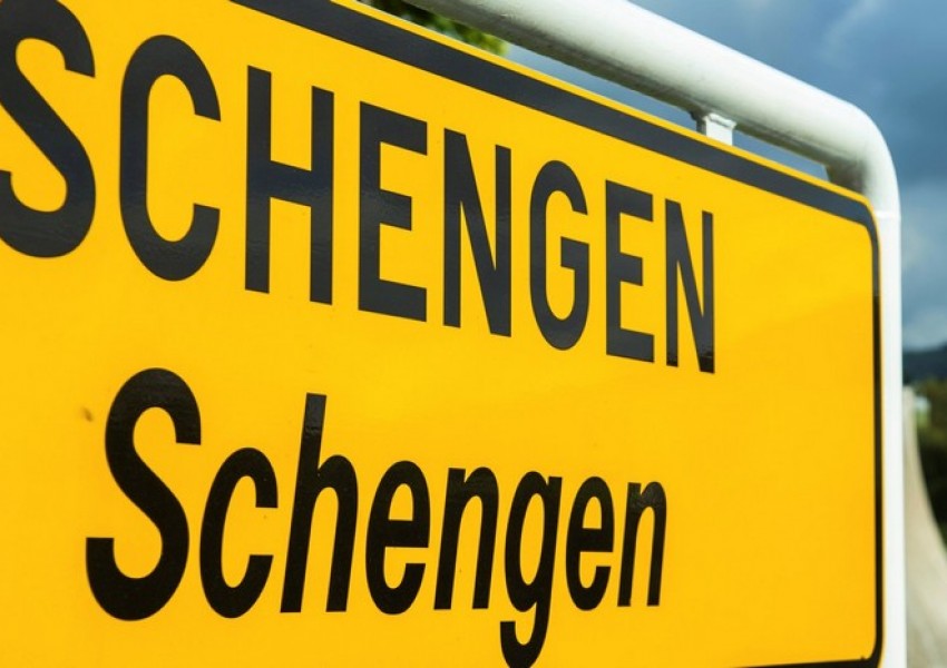 Европа може да върне контрола по вътрешните граници, Шенген се разпада