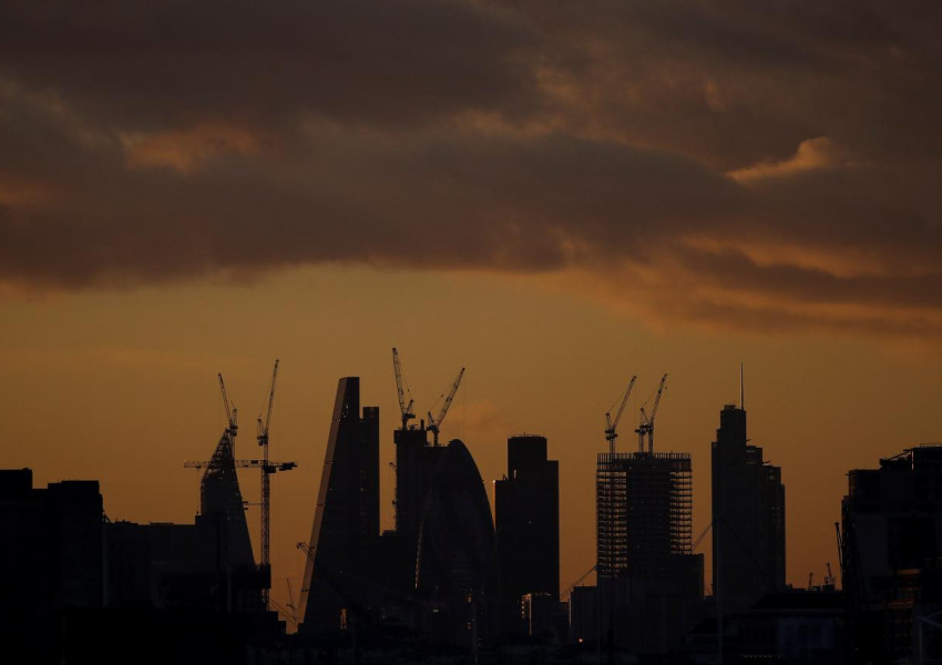 Една на седем фирми се изнася заради "Брекзит"