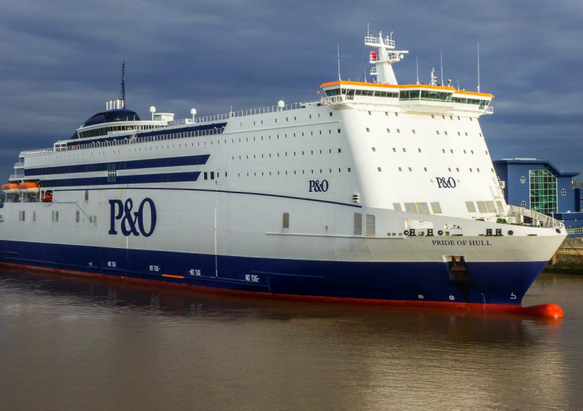 Ферибот на P&O с пожар на борда, 300 човека са блокирани в морето!