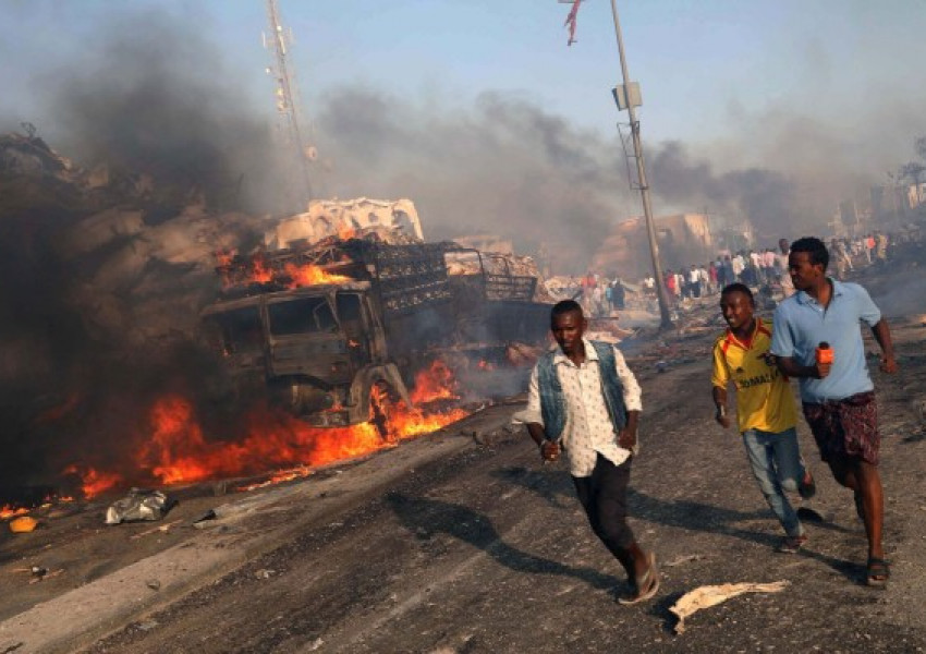 231 души жертви на атентат! 