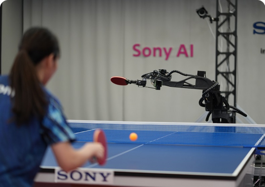 Изкуственият интелект влиза в спорта: Роботът на Sony победи елитни състезатели по тенис на маса