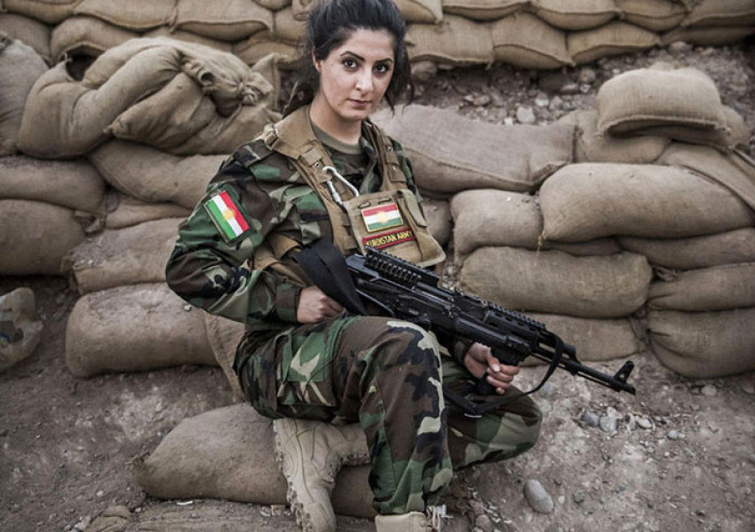 "Ислямска държава" издирва 23-годишна студентка, избила над 100 джихадисти