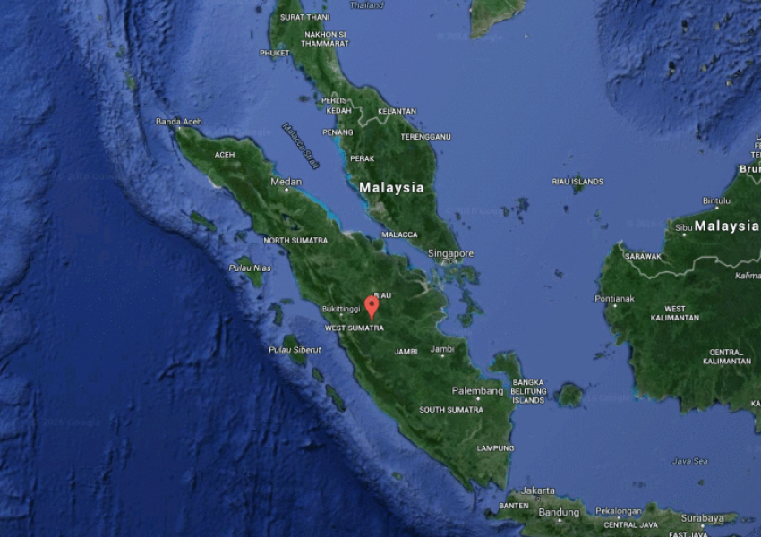 Мощно земетресение удари Индонезия, чакат цунами