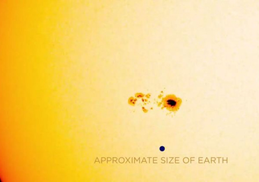 НАСА хвана огромна дупка на Слънцето!