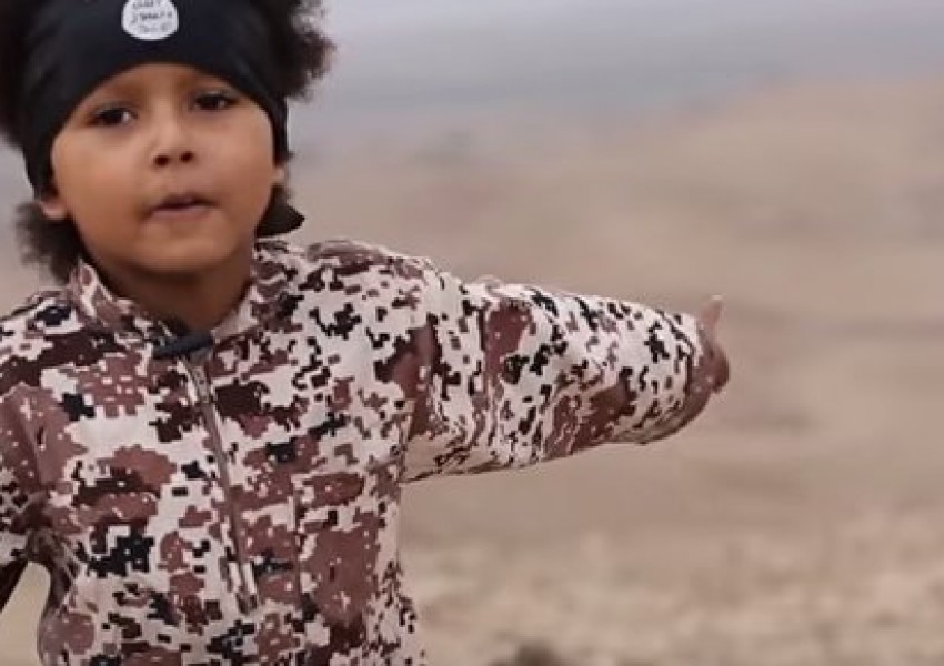 Британец разпозна внучето си във видео на "Ислямска държава"