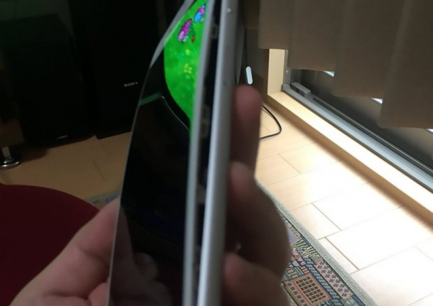 Внимание! Iphone 8 гърми при зареждане
