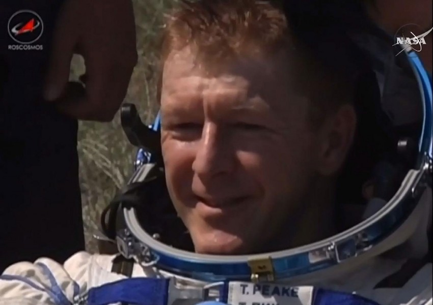 Британският астронавт Тим Пийк: Чудесно е да си отново на Земята!
