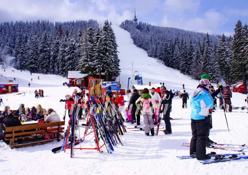 90% заетост по българските зимни курорти за празничните дни
