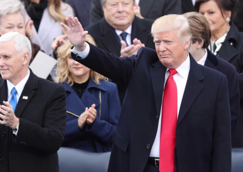 Тръмп: Ще направя Америка велика отново!