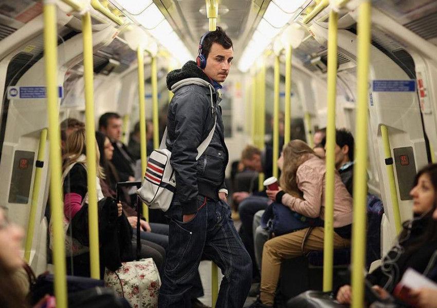 5 правила в лондонското метро, които трябва да знаете!