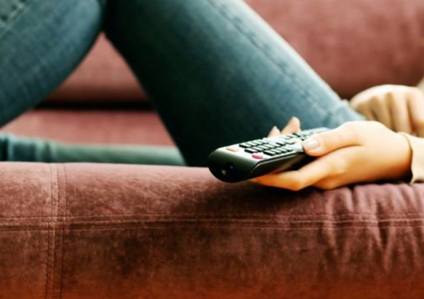 Британците пропиляват пред телевизора 10 години от живота си