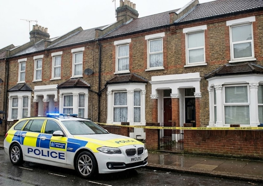 Убийство в Walthamstow: 36-годишна жена е обвинена за смъртта на 70-годишна пенсионерка Убийство в Walthamstow: 36-годишна жена е обвинена за смъртта на 70-годишна пенсионерка