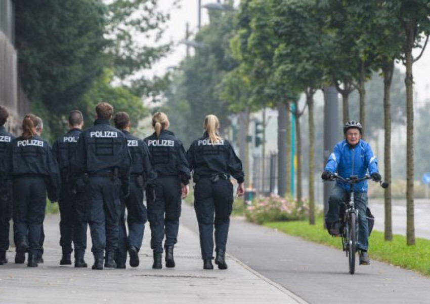 Убит и ранени при стрелба в нощен клуб в Германия 