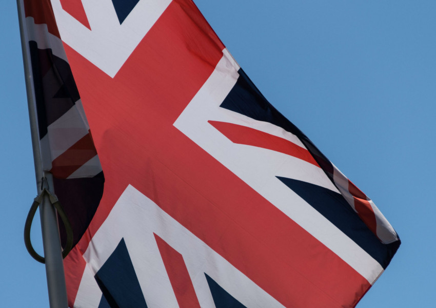 Нелегални имигранти ще са призовавани да си тръгват доброволно