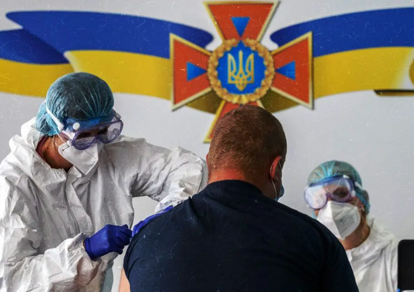 В Украйна започва нова ковид-вълна, предупредиха здравните власти в Киев, обмислят втора бустерна доза за всички желаещи