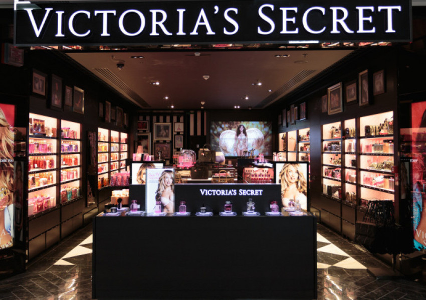 Трагедията зад успеха! Какви тайни крие Victoria’s Secret ?