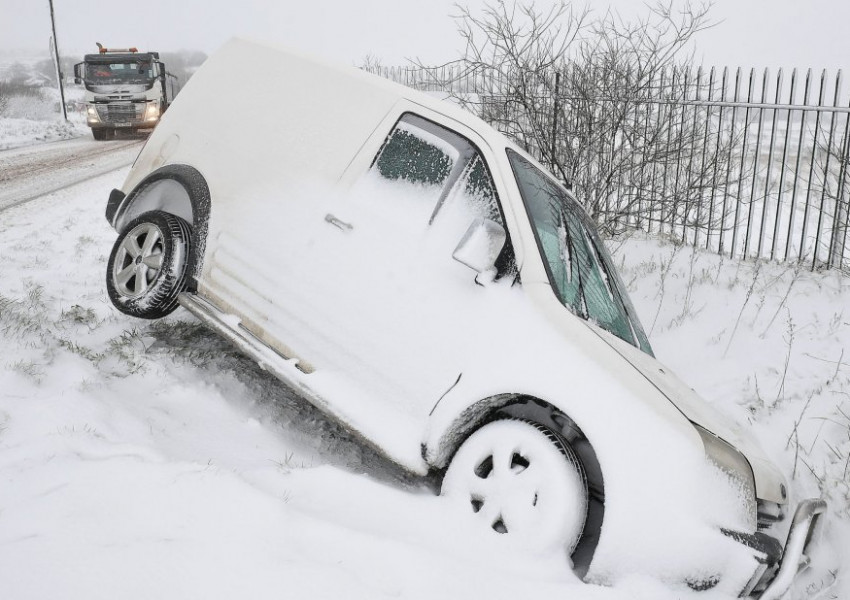 "Опасно за живота" време утре, обилен снеговалеж (ВИДЕО)