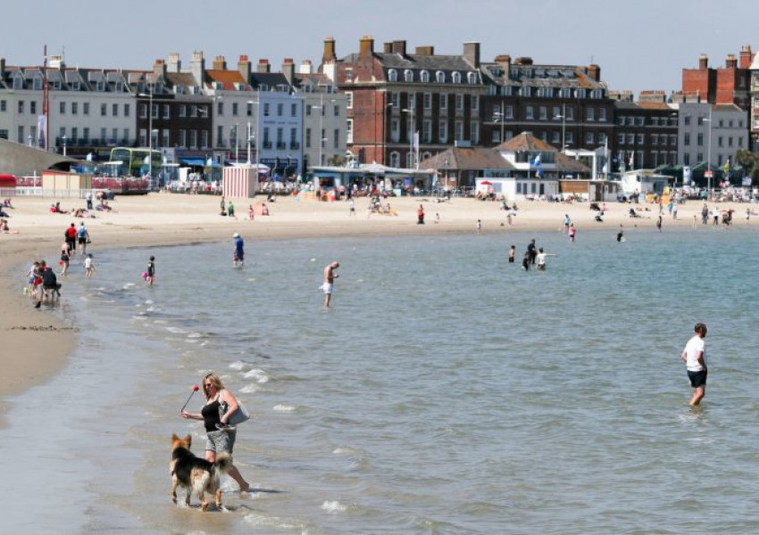 Гръмотевични бури в понеделник, 27 градуса през уикенда