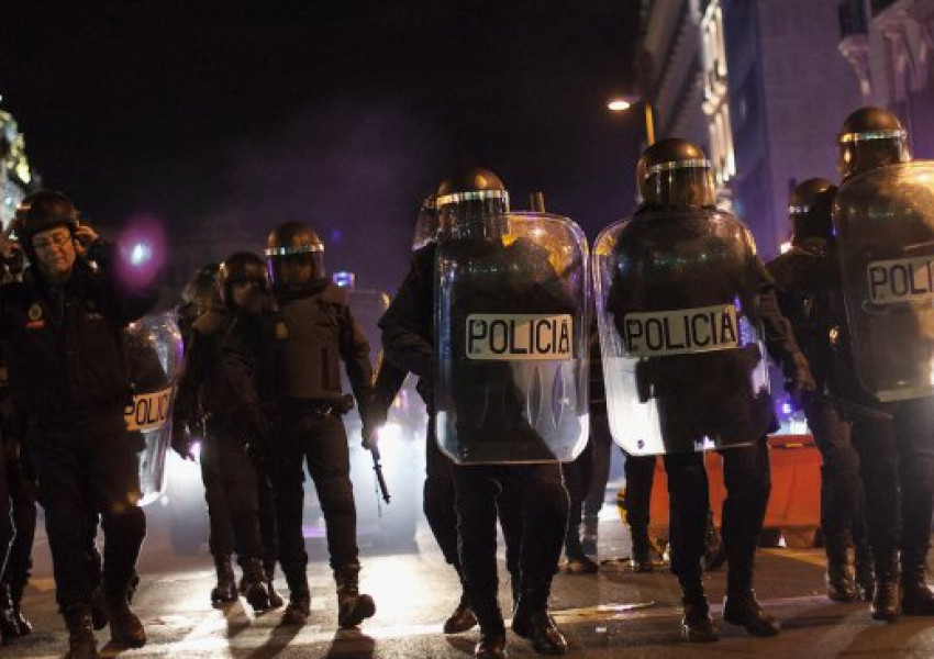 Взривове край Мадрид